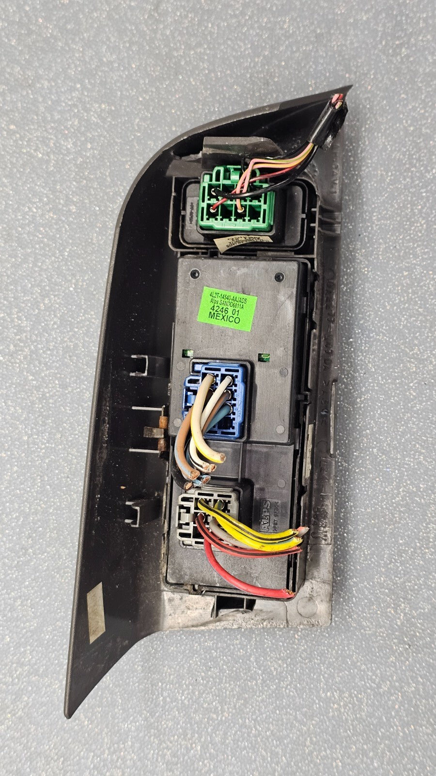 🔥02-05 Explorer Front Left Driver Master Power Door Window Control Switch Black
