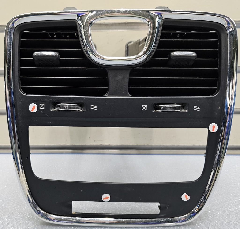 🔥11-16 TOWN COUNTRY GRAND CARAVAN DASH RADIO BEZEL TRIM INSTRUMENT PANEL BLACK
