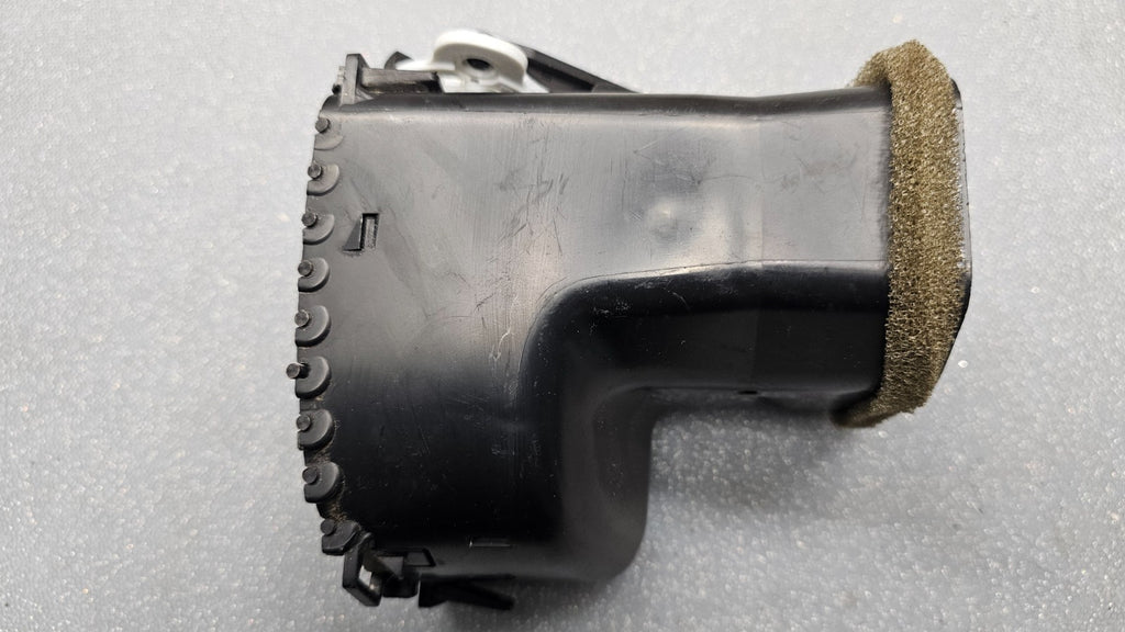 07-13 Silverado SIERRA Dash A/C Heater AIR VENT Front LEFT Driver BLACK VT34