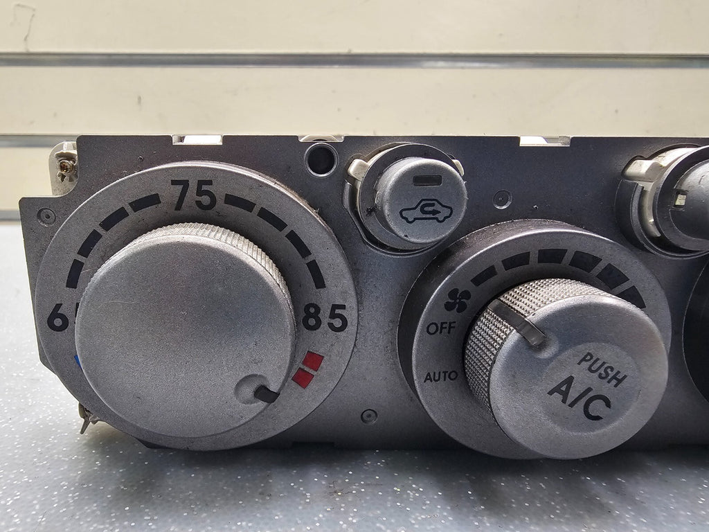 04-05 Mitsubishi Endeavor Dash AC Heater Climate Temperature Control Conditioner