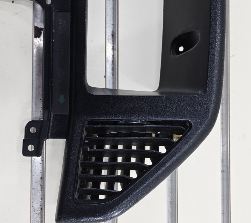 87-91 Ford F150 F250 BRONCO Dash Instrument CLUSTER Bezel Speedometer Black C11