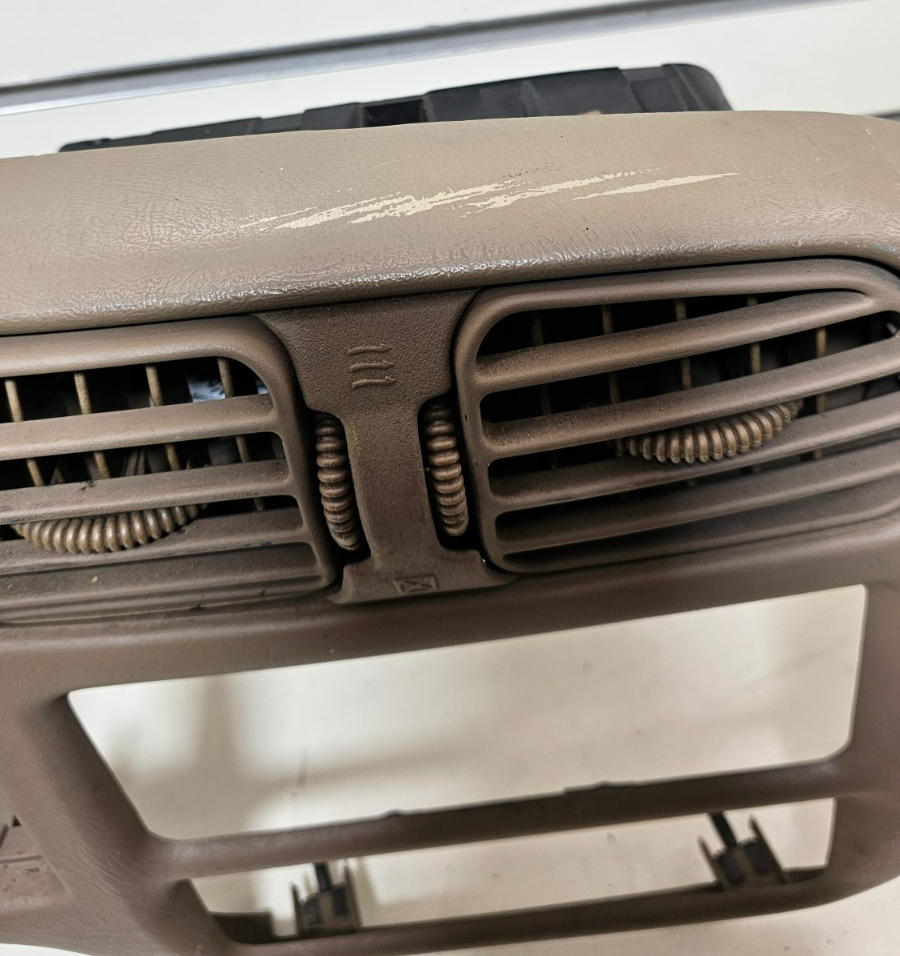98-04 BLAZER S10 JIMMY SONOMA Cluster Dash Radio Bezel Tan