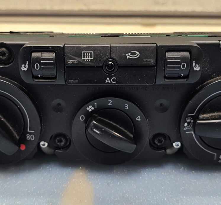 🔥05-09 JETTA PASSAT GOLF DASH A/C HVAC HEATER CLIMATE TEMPERATURE CONTROL BLACK