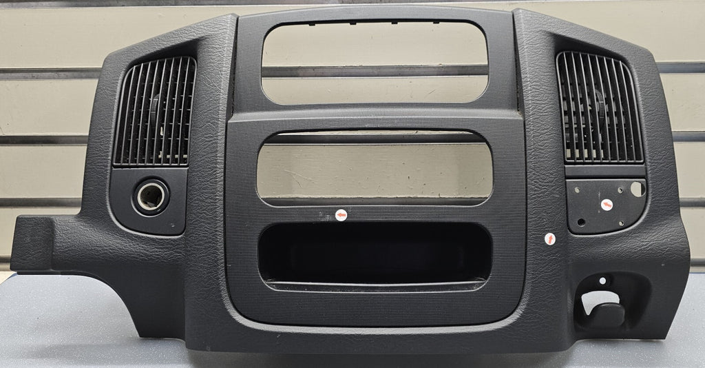 🔥02-05 Dodge RAM Dash RADIO Audio Stereo Bezel Climate Trim Panel Black B10