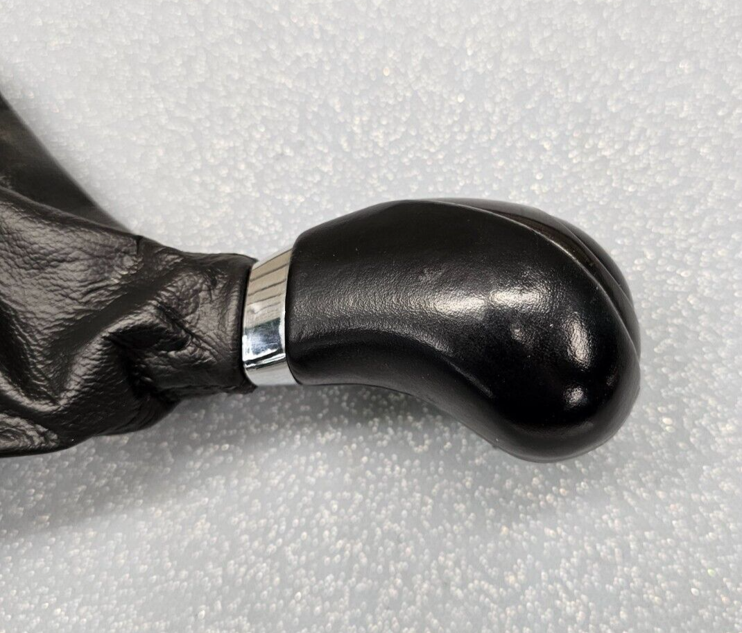 🔥11-13 KIA OPTIMA A/T CENTER FLOOR GEAR SELECTOR SHIFTER SHIFT KNOB BOOT OEM