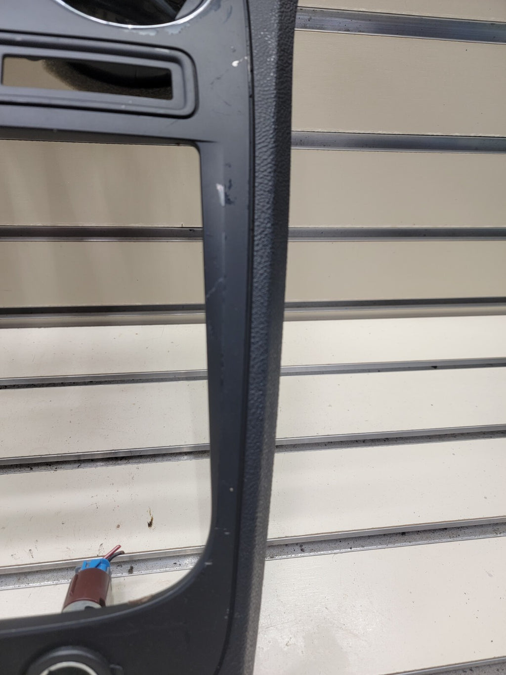 🔥2006-2011 Chevrolet HHR Center Dash Radio Trim w Vents B37 black