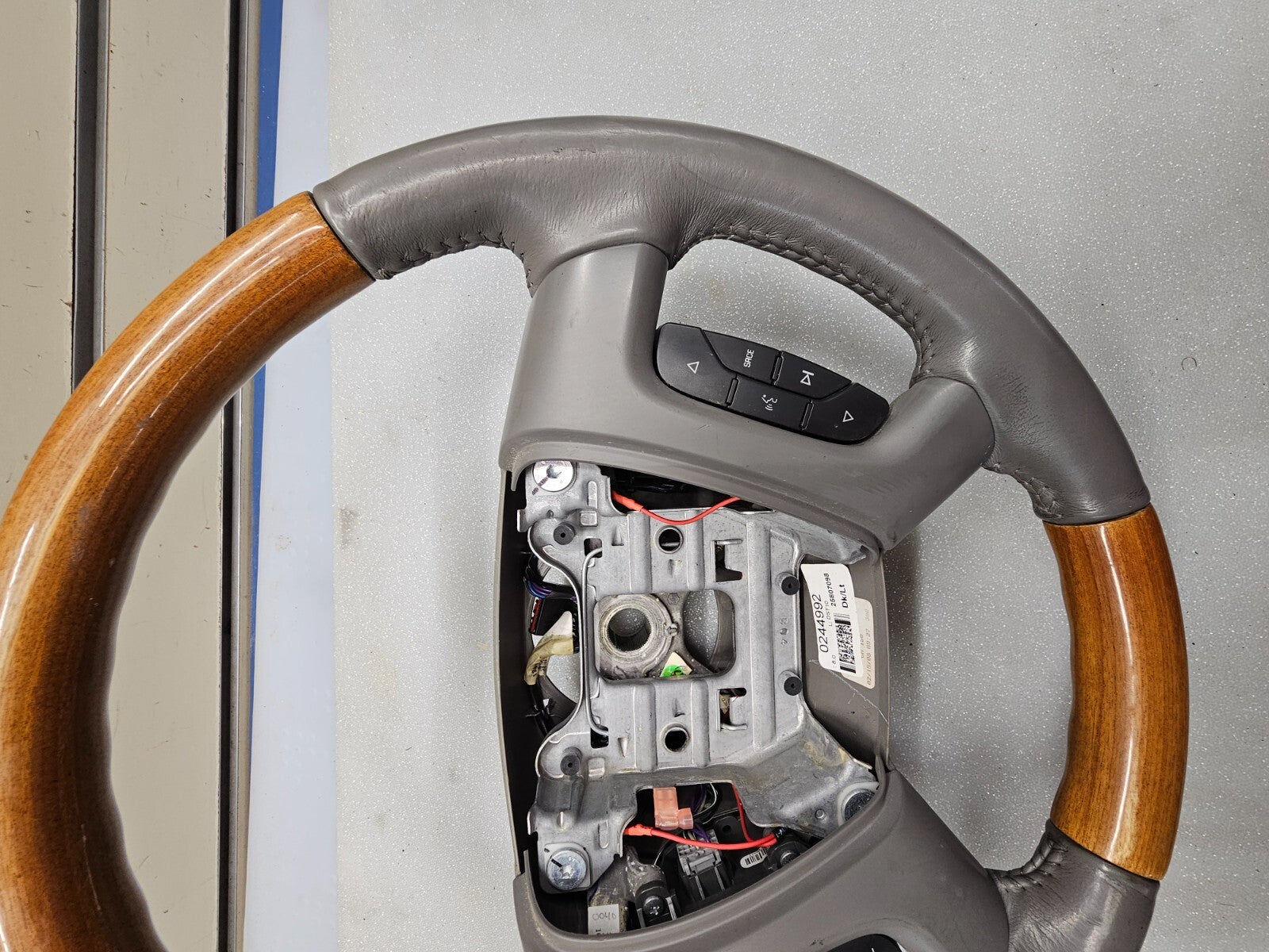 🔥07-17 GMC Acadia 08-17 Buick Enclave Steering Wheel Column Manual Cruise GRAY
