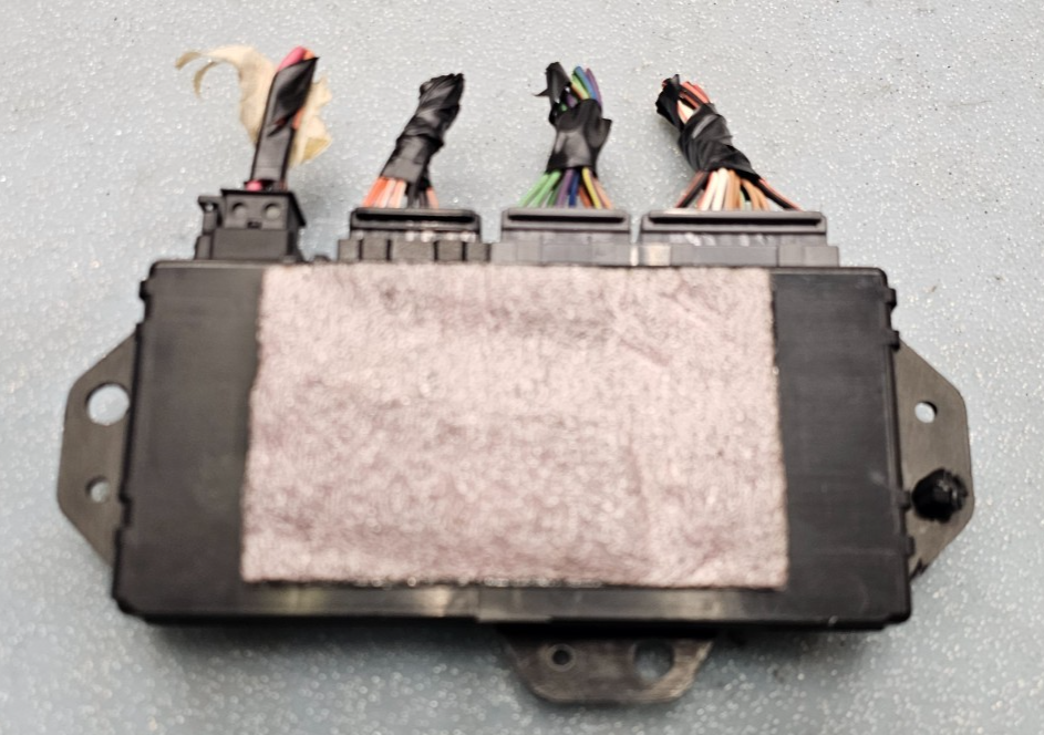 🔥05-10 CHRYSLER 300 Charger magnum  FRONT DOOR WINDOW CONTROL MODULE MEMORY