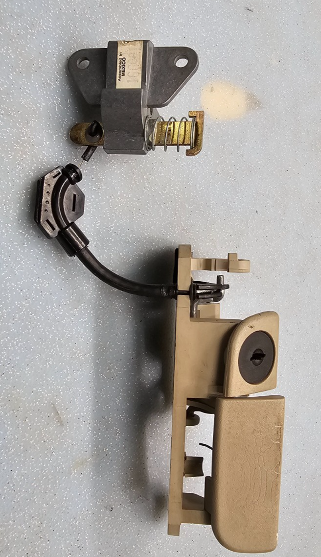 🔥00-05 DEVILLE GLOVE STORAGE COMPARTMENT BOX LATCH LOCK HANDLE ASSEMBLY TAN
