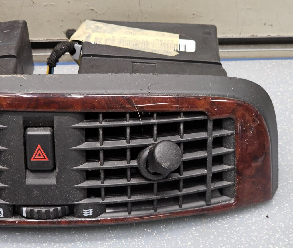 03-07 CADILLAC CTS SRX CENTER DASH AIR VENT HEATER CONDITIONING BEZEL TRIM WOOD