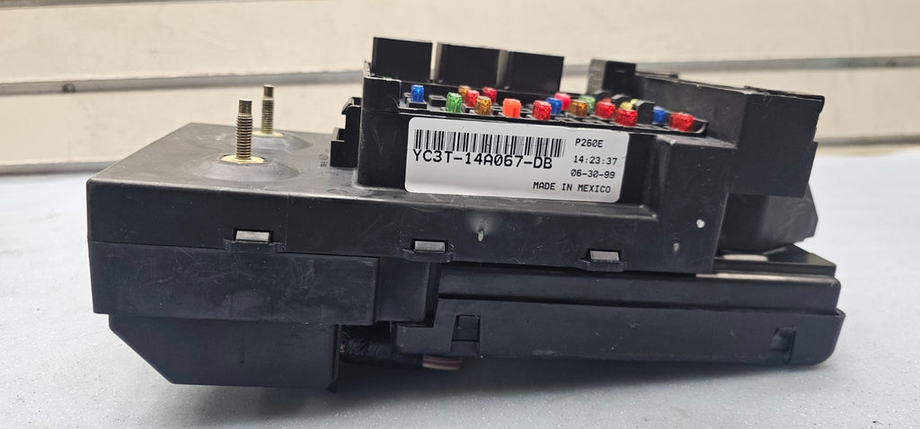 🔥99-03 Ford F150 F250 F350 Interior Fuse Box Junction Relay Block OEM