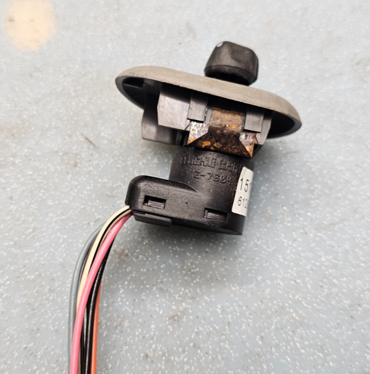 🔥02-09 TRAILBLAZER ENVOY BRAVADA LEFT DRIVER POWER MIRROR DOOR CONTROL SWITCH