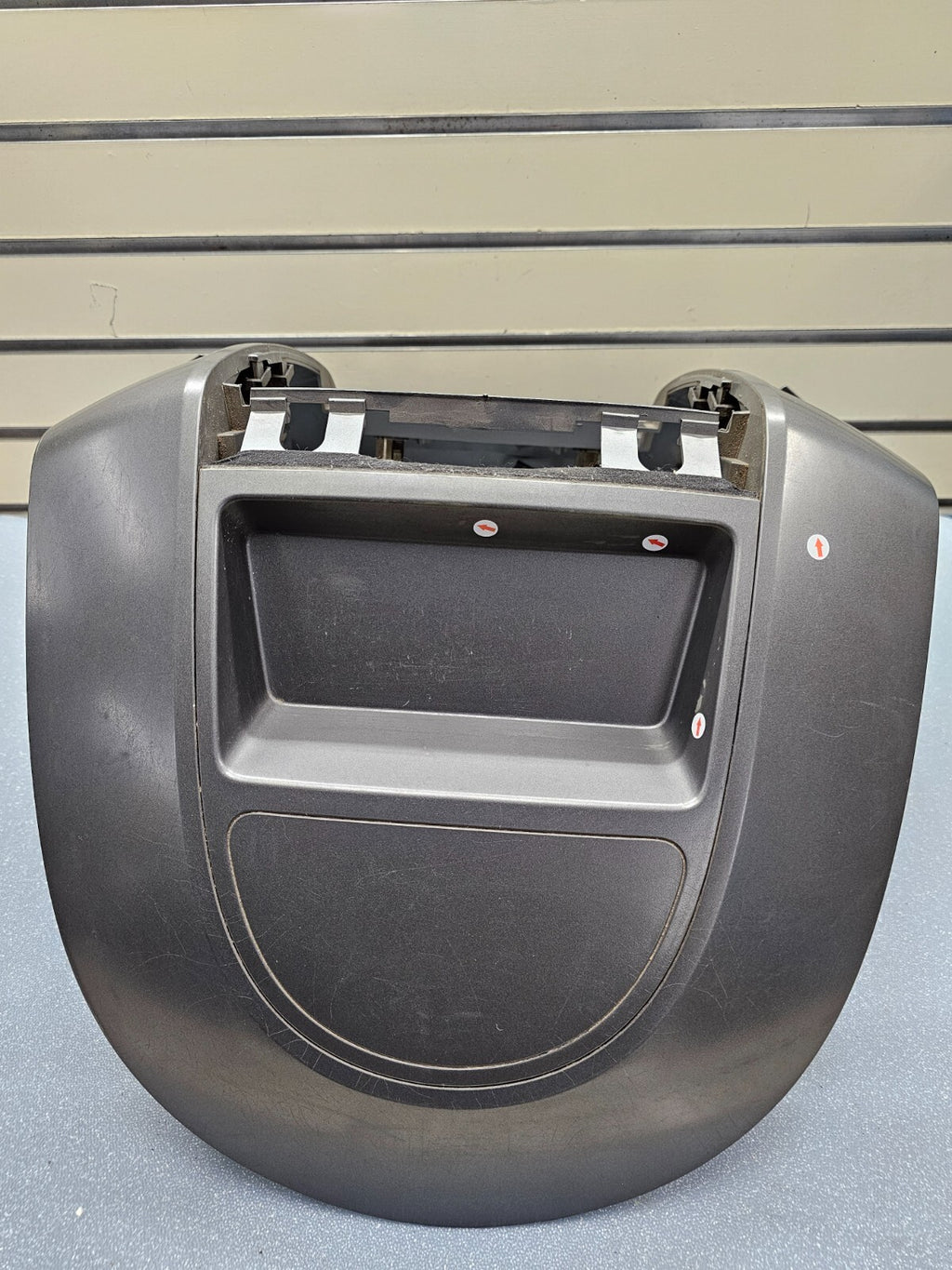 04-06 Nissan Titan Armada Center Dash Radio Display Stereo AC Bezel DK Gray B47