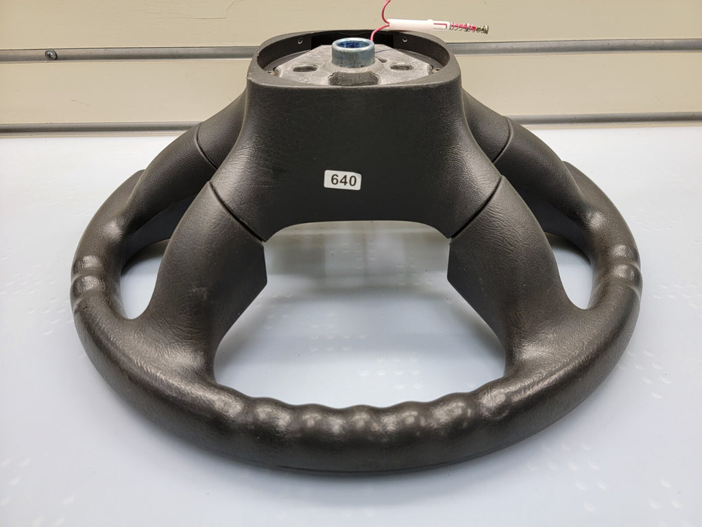 🔥03-06 SILVERADO SIERRA YUKON TAHOE SUBURBAN STEERING WHEEL LEATHER BLACK