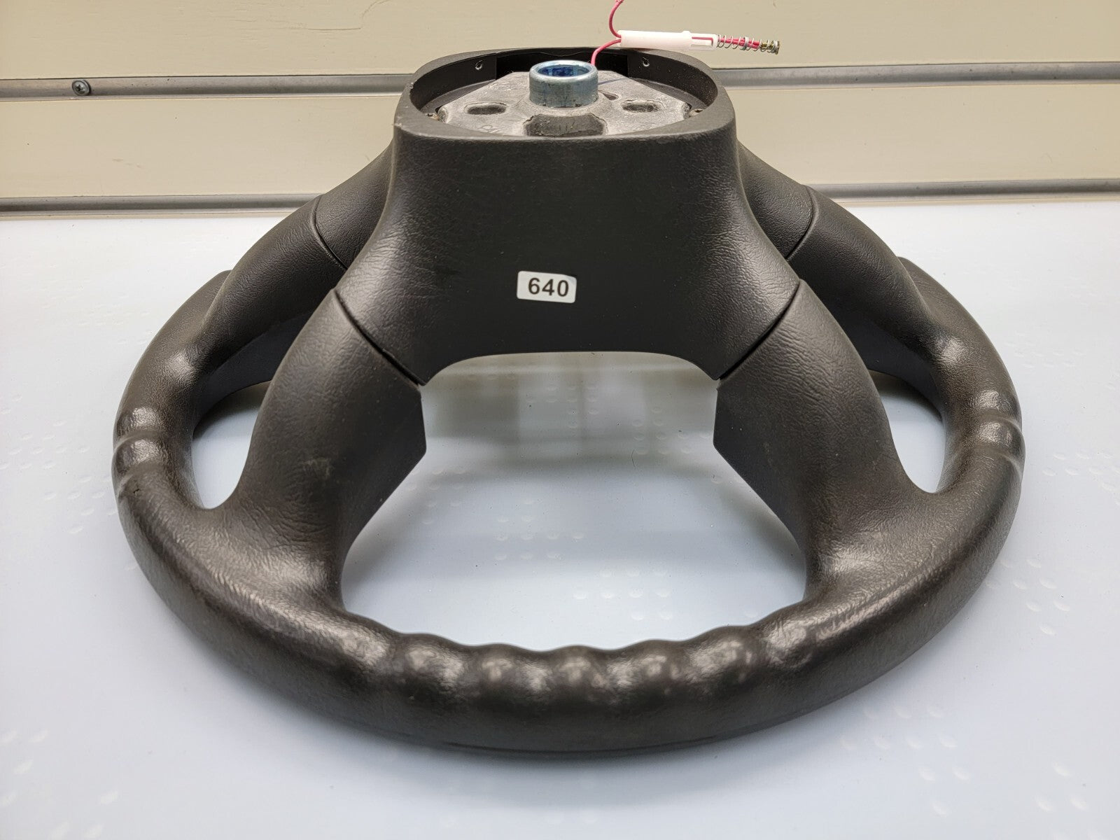 🔥03-06 SILVERADO SIERRA YUKON TAHOE SUBURBAN STEERING WHEEL LEATHER BLACK
