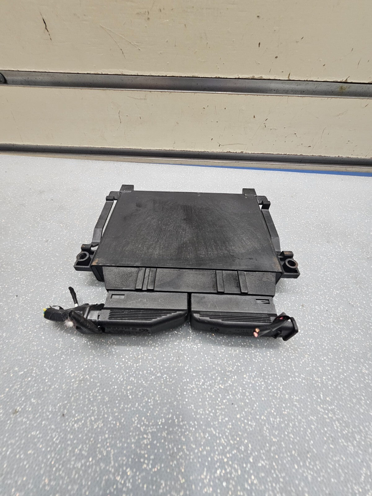 🔥2005-2006 Chrysler 300 Dodge Magnum Mopar Transmission Control Module Assembly