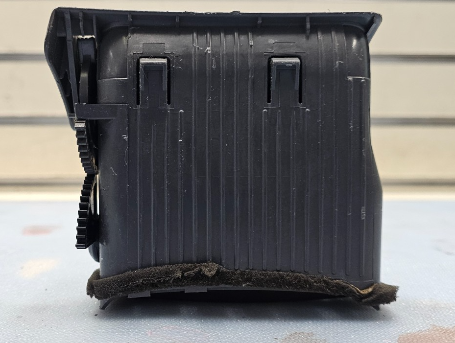 🔥03-08 Corolla Dash Center Left Driver Air Vent Heater Conditioning  OEM
