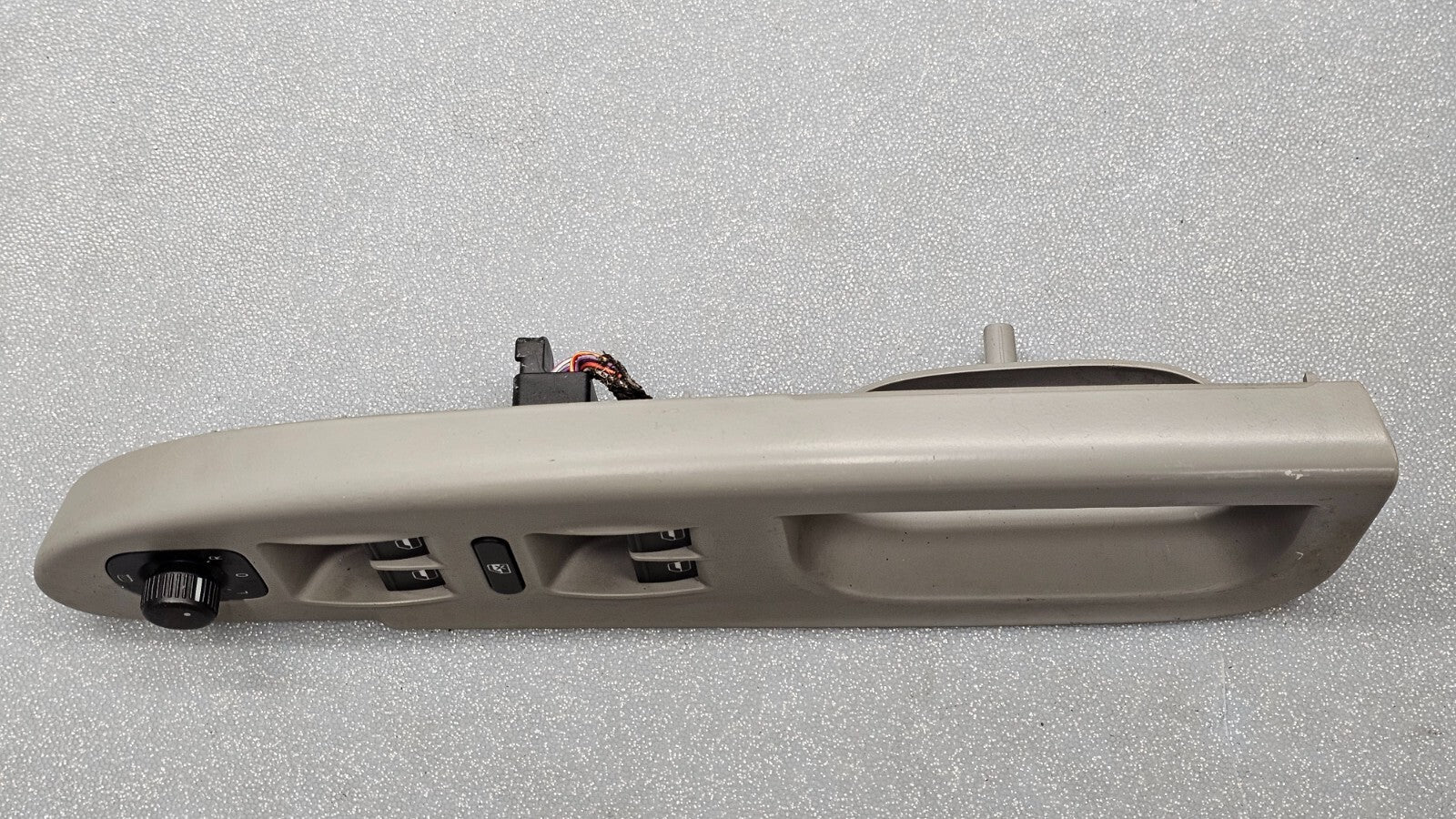 06-10 Passat Golf Jetta Rabbit Left Driver Door Master Power Window Switch Tan