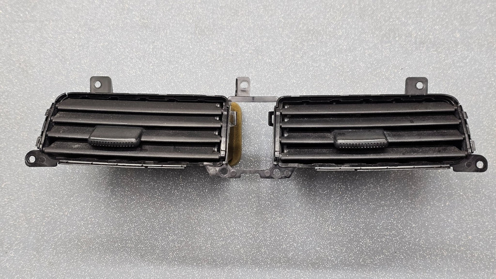 🔥08-12 Honda Accord Middle Center Dash Air Vent Heater Conditioning Black OEM