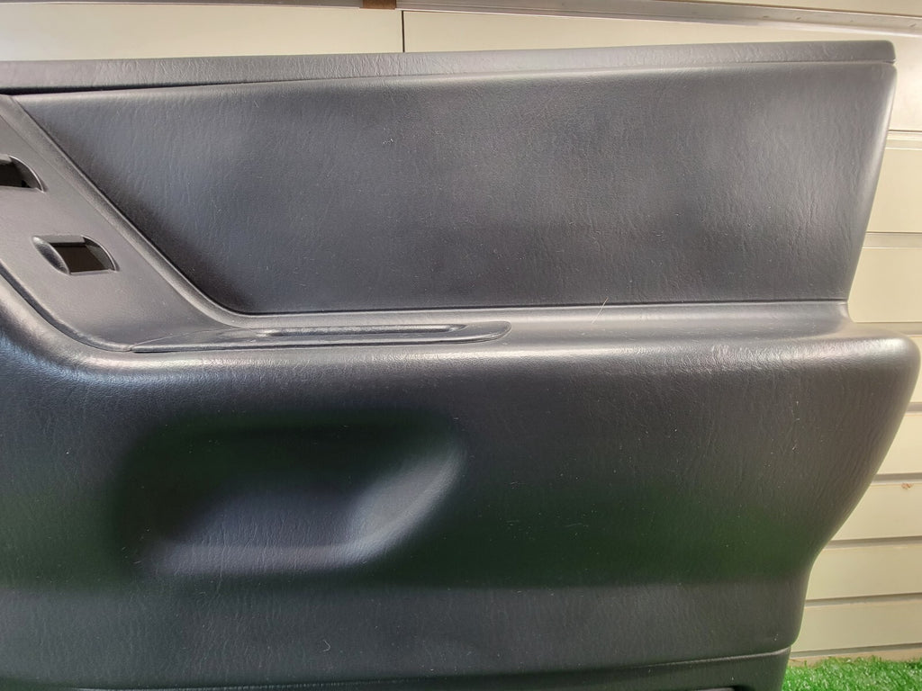 🔥1999-2004 Jeep Grand Cherokee Door Panel WJ RIGHT  Front Interior Black