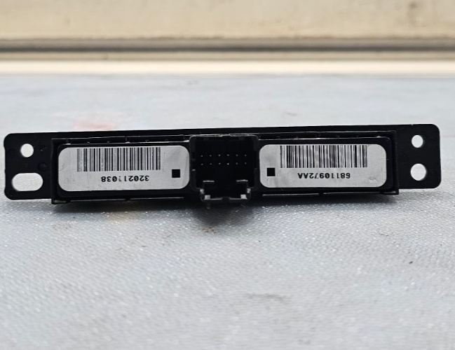12-20 Caravan Town Country Hazard Dash Hazard Warning Light Lamp Control Switch