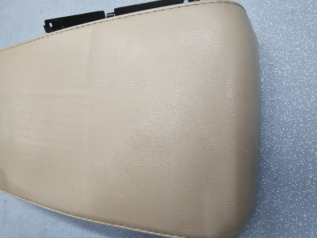 🔥2004-2006 Nissan Maxima Center Console Armrest Cover Lid Assembly TAN