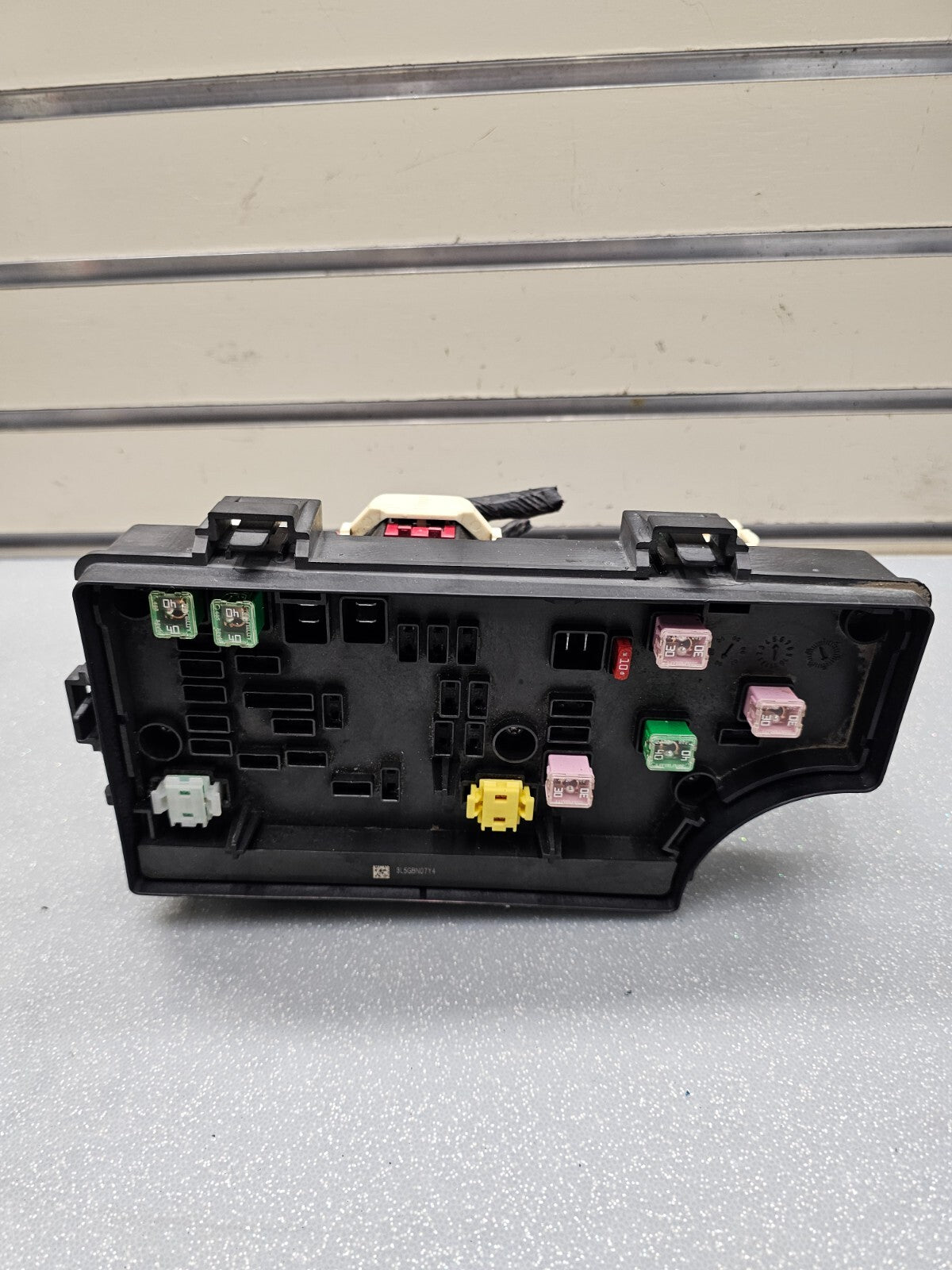 🔥2008 - 2009 CHRYSLER SEBRING / AVENGER FUSEBOX POWER RELAY TIPM MODULE BCM