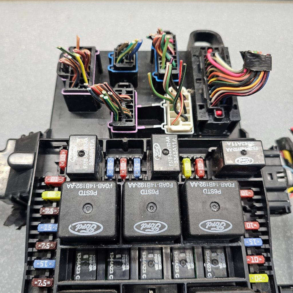 🔥2003-2006 FORD EXPEDITION LINCOLN NAVIGATOR FUSE BOX RELAY PANEL