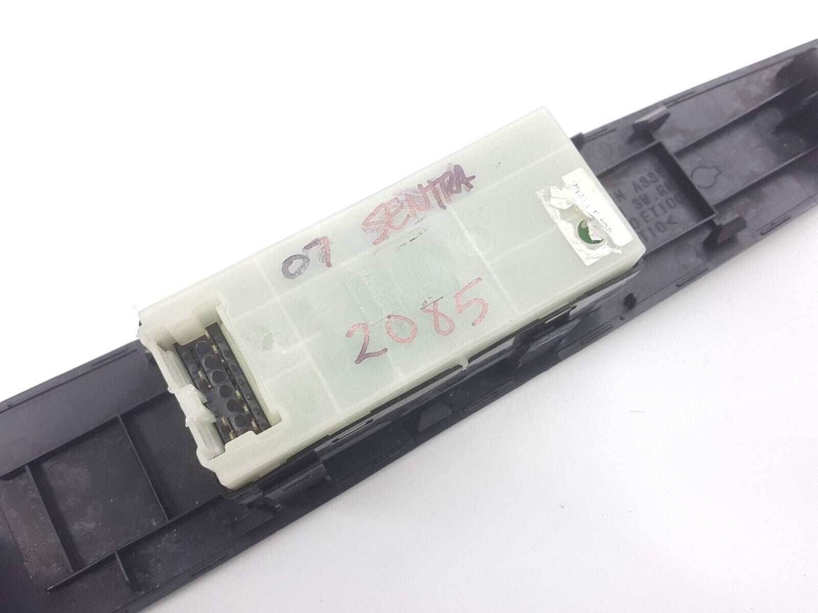 2007-2010 Nissan Sentra Window Control Door Lock Switch Passenger Assembly OEM
