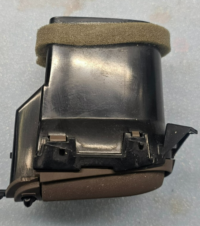97-03 Ford F150 Expedition Center Dash Left Driver AC A/C Air Vent Heater BLACK