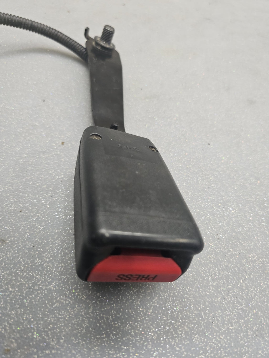 🔥2003-2007 Honda Accord driver seat belt buckle FEMALE CONNECTOR OEM Black