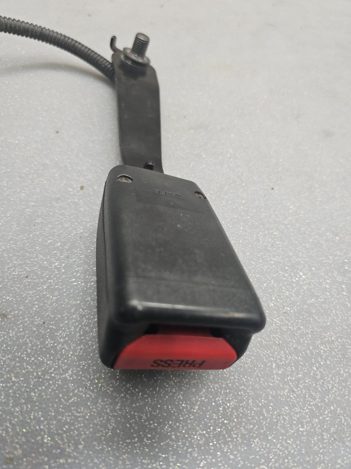 🔥2003-2007 Honda Accord driver seat belt buckle FEMALE CONNECTOR OEM Black