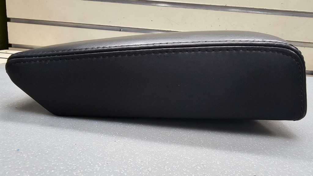 🔥05-10 JEEP COMMANDER GRAND CHEROKEE CENTER CONSOLE ARM REST LID TOP PAD BLACK