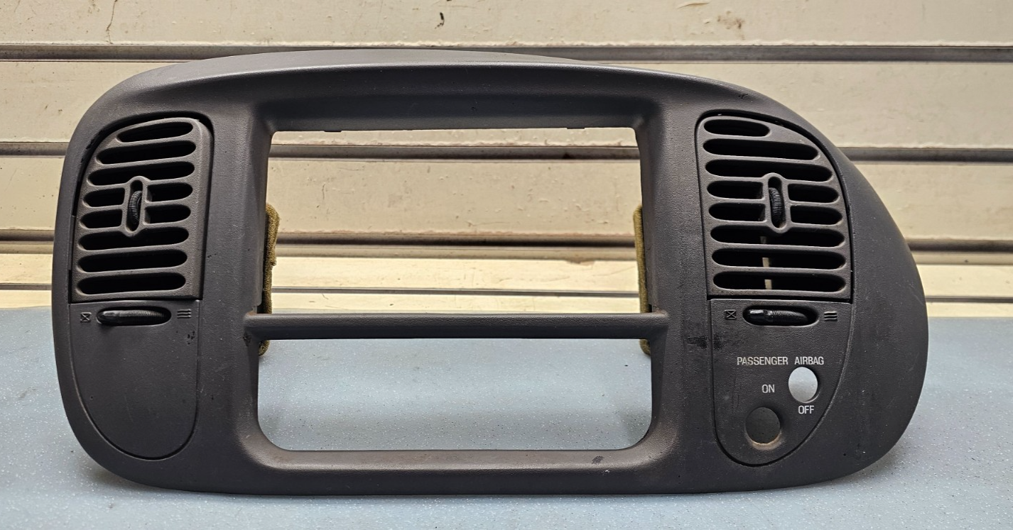 🔥97-03 Ford F150 Dash FM Radio Climate Trim Stereo BEZEL Panel DK GRAY B1