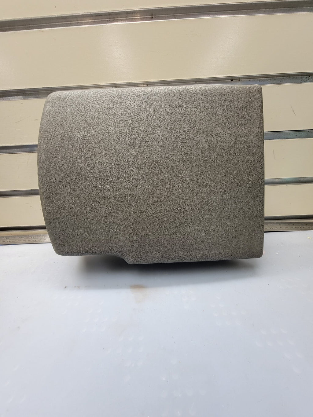 🔥05-10 COMMANDER GRAND CHEROKEE CENTER CONSOLE ARMREST LID TOP PAD DARK GRAY/JC