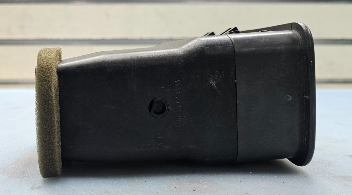 🔥99-06 Silverado Tahoe Dash Right Passenger Air Vent A/C AC HVAC Heater Black