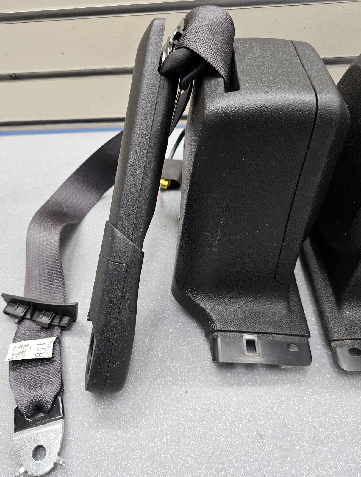 07-13 Chevy Silverado GMC Sierra Yukon Extended Cab Front Seat Belts LEFT/RIGHT