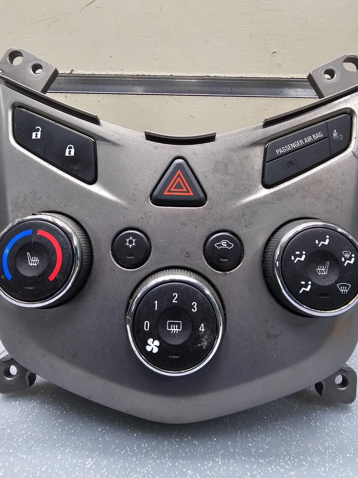 🔥13-14 Chevy Sonic Dash AC Heater Temperature Climate Control Air Conditioner