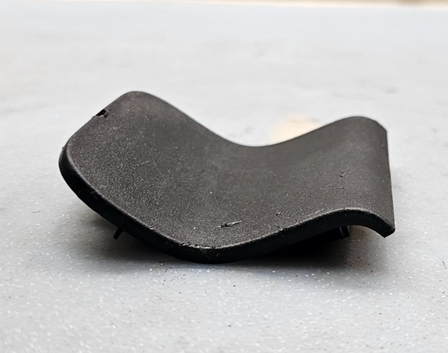 🔥2007-2013 GMC Chevy Tahoe Silverado Sierra Seat Track Cover Cap Black OEM