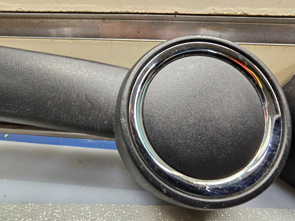 05-10 SCION TC RIGHT LEFT FRONT DOOR PANEL PULL HANDLE Grip COVER TRIM CAP BLACK