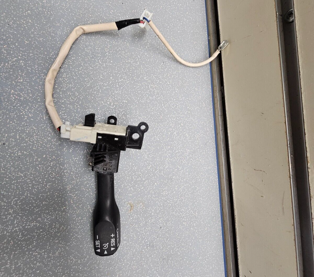 🔥04-22 RAV4 Prius Corolla 4Runner Steering Wheel Cruise Control Switch Assembly