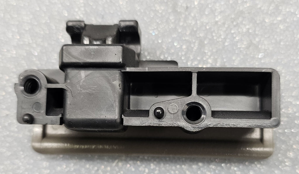 95-06 Nissan Sentra 95-98 200SX 240SX Glove Box Compartment Lock Latch Assembly
