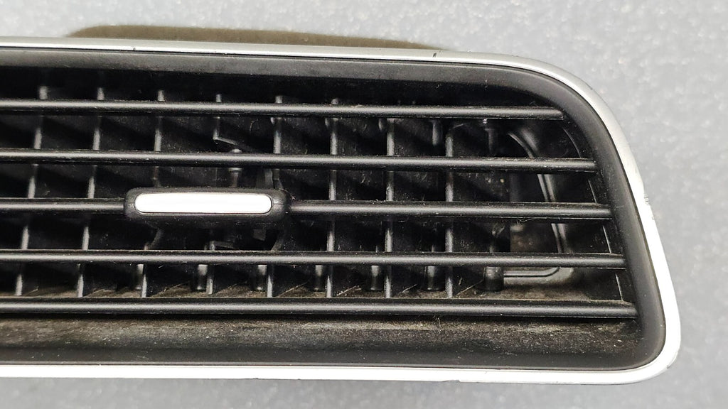🔥16-19 VW PASSAT DASH RIGHT PASSENGER AIR VENT HEATER CONDITIONING BLACK/SILVER