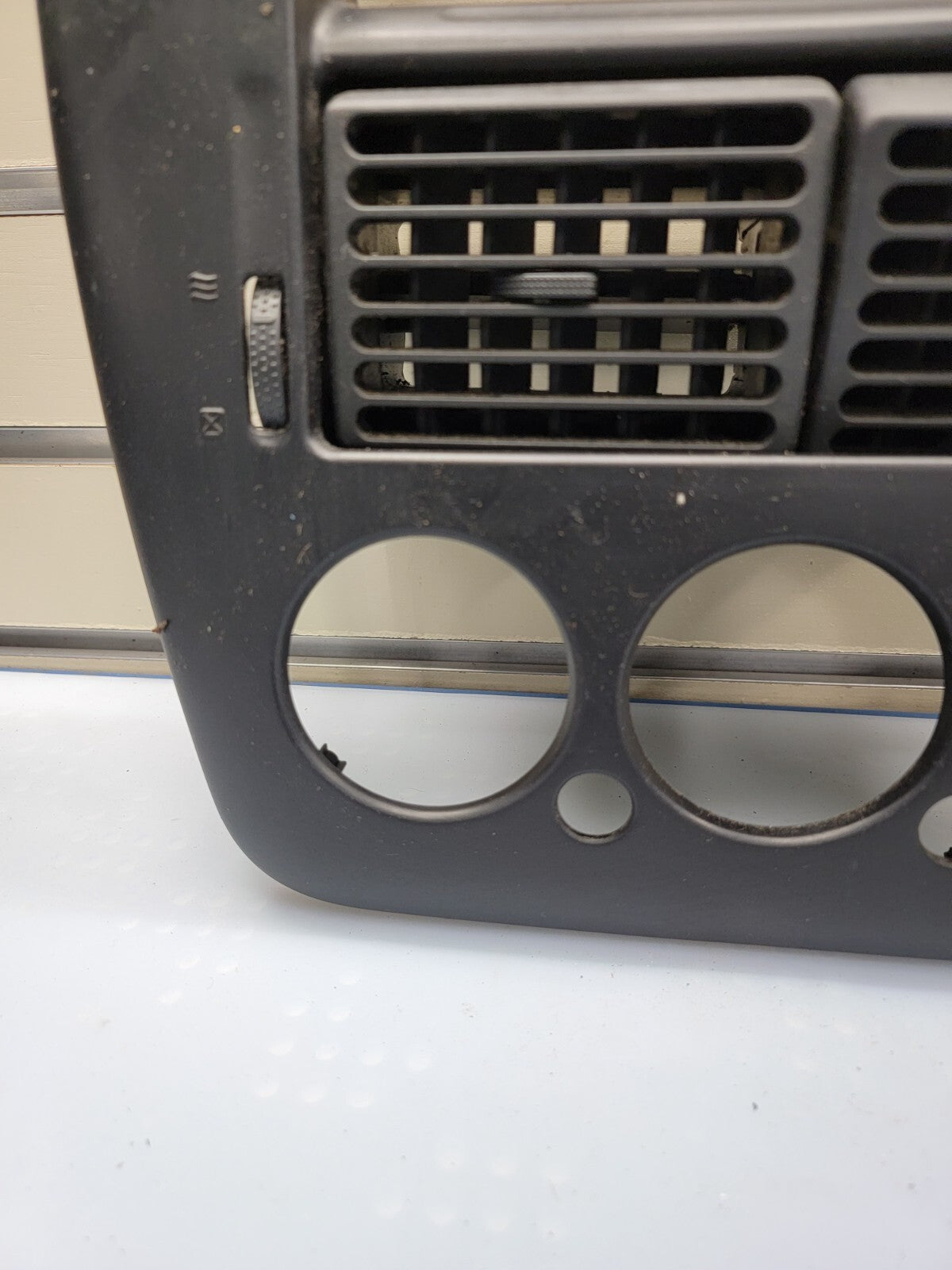 🔥02-05 FORD EXPLORER RADIO AUDIO CLIMATE TEMPERATURE CONTROL BEZEL TRIM Black