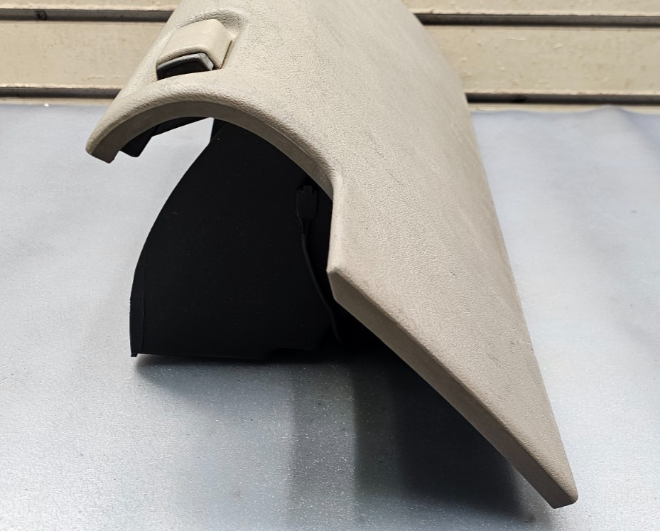95-99 CHEVY GMC TRUCK SILVERADOC/K Glove Box Storage Compartment Assembly LT TAN