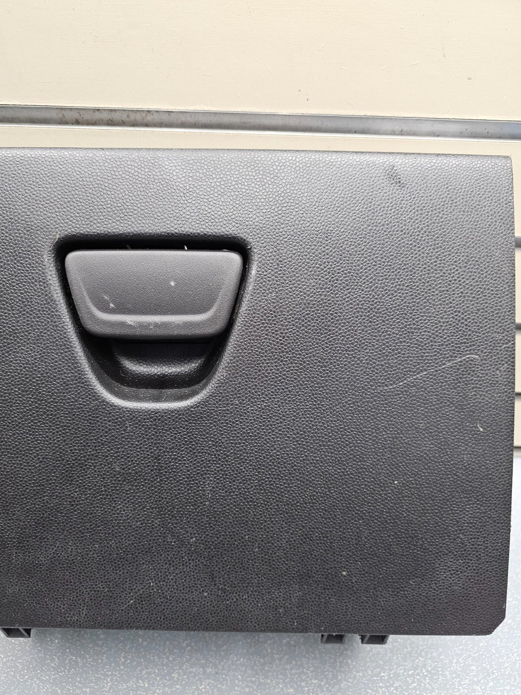 11-19 Ford Fiesta Dash Glove Box Compartment Storage Handle Assembly Black OEM