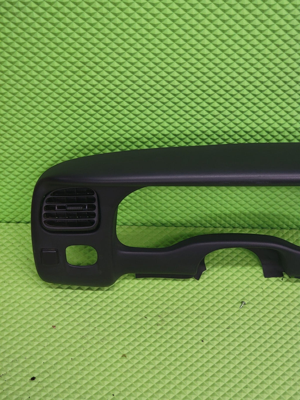 🔥98 - 00 Dodge Dakota & Durango Dash Trim Radio Gauge Cluster Bezel black C30