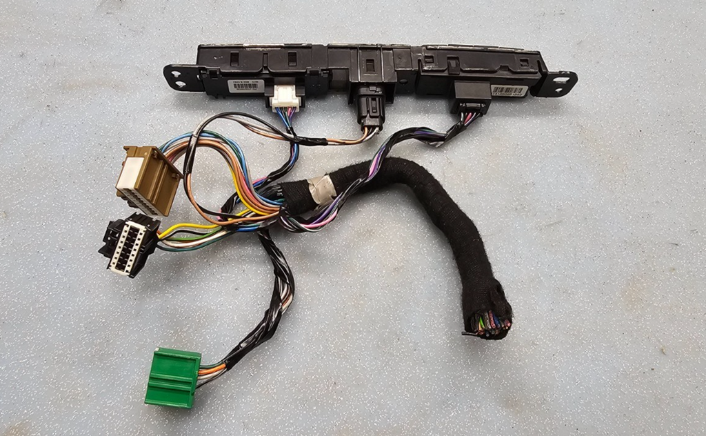 09-12 Chevrolet Traverse Center Dash Panel Hazard Control Switch Unit OEM SW55