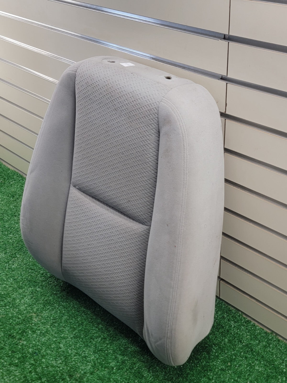 🔥07-13 GMC Sierra 1500 2500 3500 Seat rest cushion cloth front left gray V4
