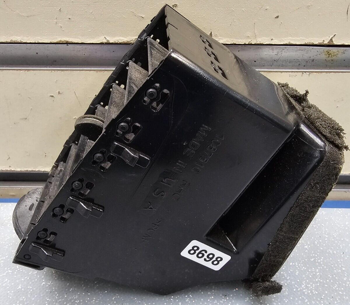 🔥05-10 Chrysler 300 Dash Center Right A/C Heater Air Vent Filter Conditioner